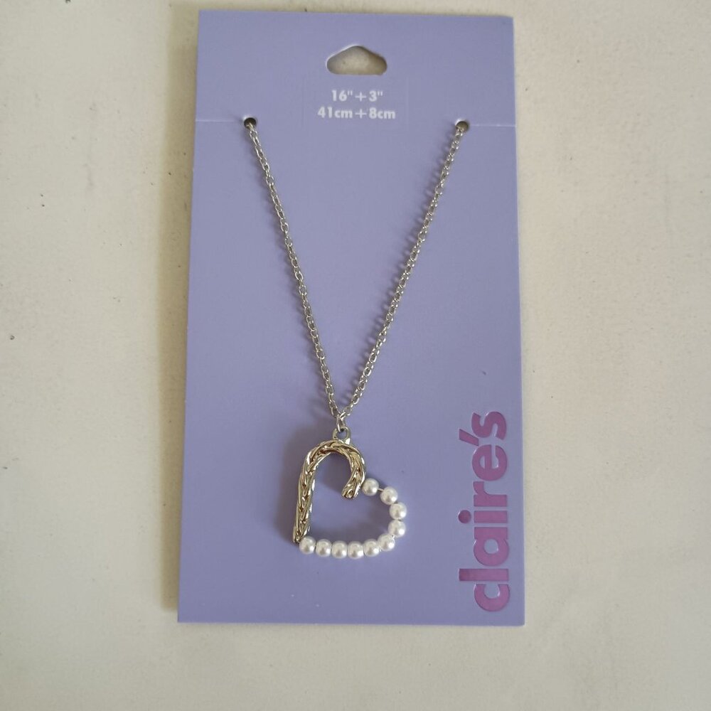 NWT Claire's silver tone braided and faux pearl heart pendant chain necklace